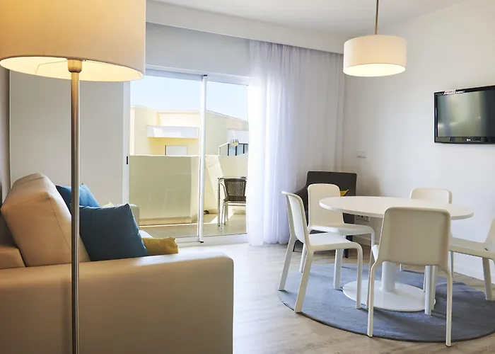 Alvormar Turisticos Aparthotel 4*